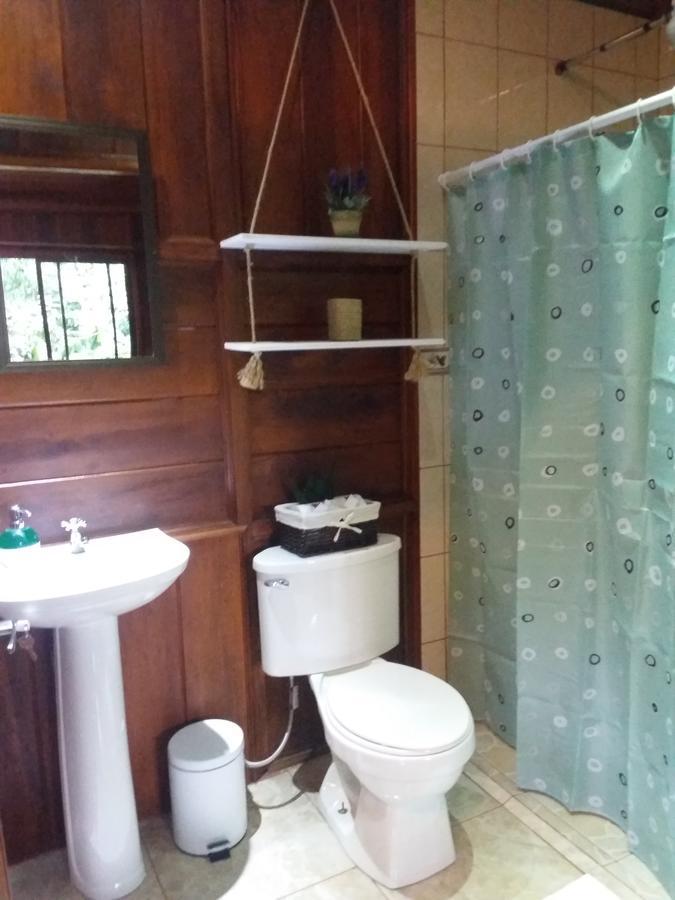 Rancho De Lelo Ecolodge&sustainable Farm Lodge Monteverde