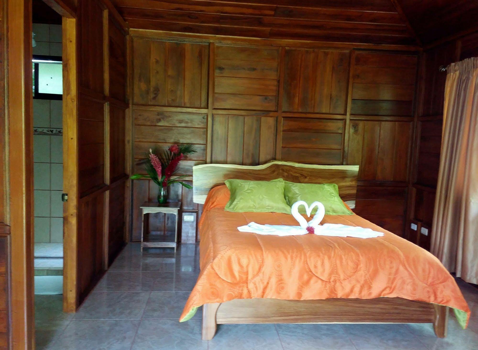 Rancho De Lelo Ecolodge&sustainable Farm Lodge Monteverde